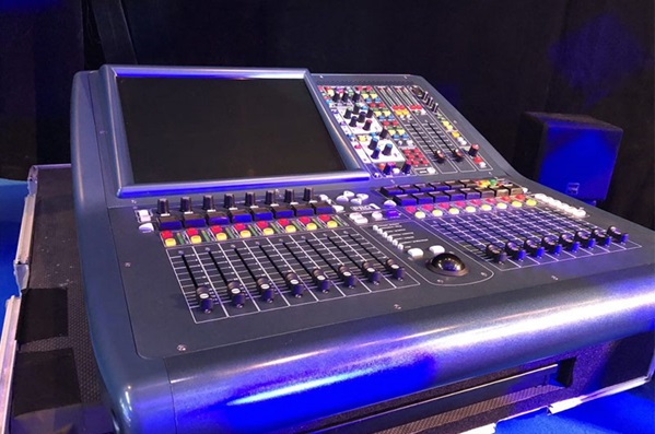 Bàn Mixer Midas PRO1-IP âm thanh chất lượng