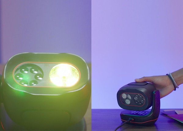 Đèn sân khấu JBL PartyLight Beam điều khiển linh hoạt